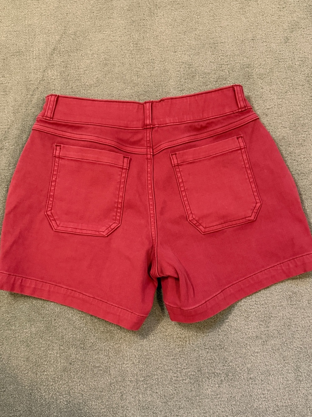 SPANX - Stretch Twill Shorts - Distressed Red- Size Small - Pull On High Waist - Picture 3 of 7